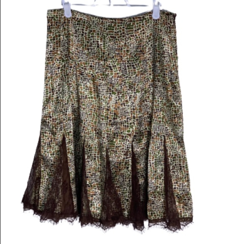 2/$10🔥 Giraffe Print Skirt with Lace